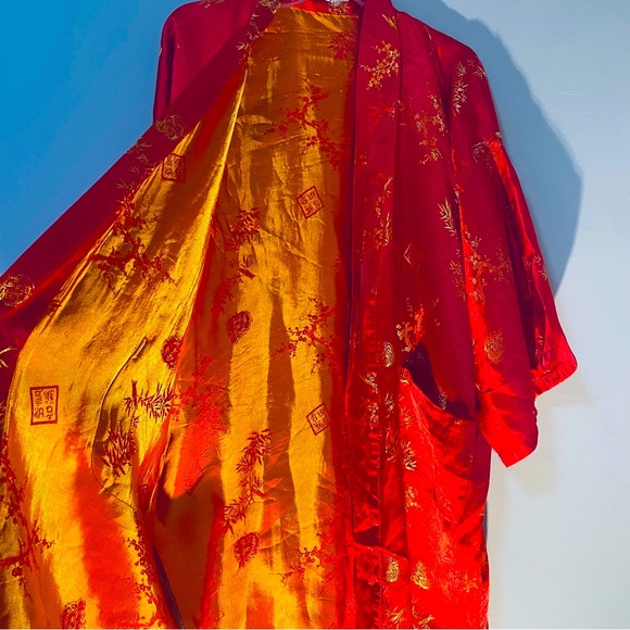 Dragon print Chinese Red Silk Robe - Picture 7 of 9